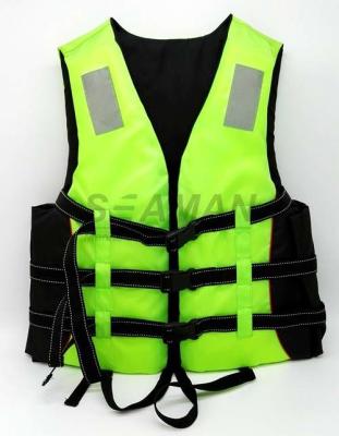 Chine Gilet de vie inhérent vert adulte de bateau de flottabilité du gilet de sauvetage de sport aquatique PFD à vendre