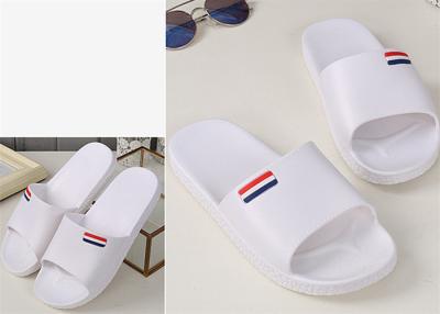 China Indoor Ladies Bathroom Slippers , Women'S Slip On Slippers Imitation Fabric PVC Upper for sale