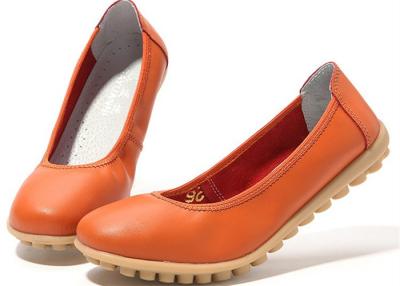 China Zapatos para mujer inclinados punto bajo de los calzados informales de la suela exterior de goma plana cómoda de cuero de la goma en venta