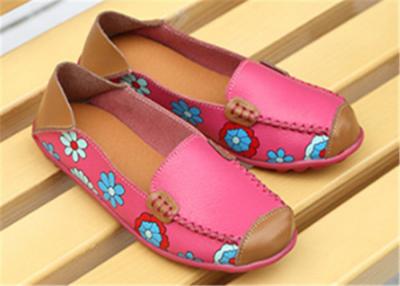 China Ladies Flat Canvas Casual Sport Loafer Slip On Shoes Flower Embroidery Women Sneakers for sale