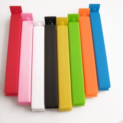 China Viable Plastic Colored Food Bag Clips, Custom Logo Bag Sealing Clips for sale