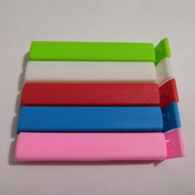 China Viable Plastic Colorful Food Bag Clips, Custom Logo Bag Sealing Clips, Snack Bag Sealing Clips for sale