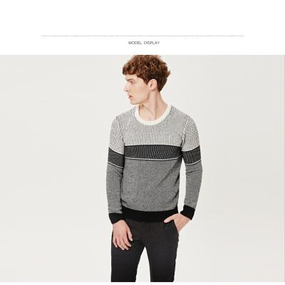 China Anti-wrinkle men's knit sweater; wool and mohair mixed winter knits; Mens Gray Color Blocking Jacquard O-Neck Sweater for sale