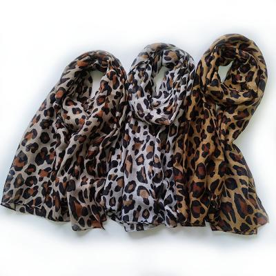 China Wholesale Eco-Friendly Autumn Leopard Print Voile Scarf Classic Women Fashion Long Soft Comfortable Scarves Decoration for sale