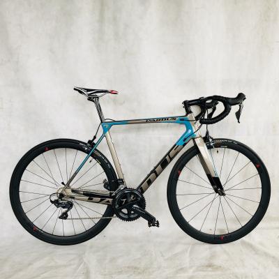 China 700C 18S Full Carbon Fiber Racing Road Bike met Caliper Brake Hard Frame Design Te koop