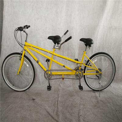 China Bicicleta Tandem de marco duro de 26 pulgadas de turismo y ocio Crucero para adultos Bicicleta de doble asiento en venta