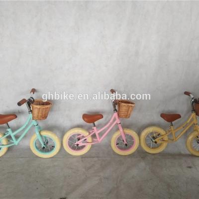 China 12-Zoll-Kinder-Trainingsrad ohne Pedal für koreanische KC Standard Leichtgewicht 4kg Kids Bike Toy zu verkaufen