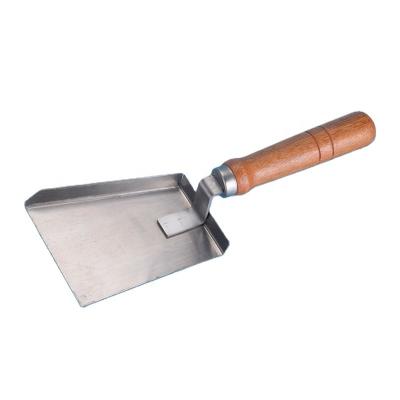 China Bee Farm Wood Handle Stainless Steel Hive Shovel Queen Excluder Shovel for sale