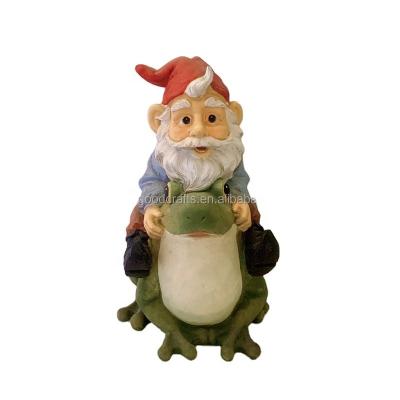 China Traditional Garden Decor Gnome Sitting on Frog Statue, Polyresin Figurines Outdoor Yard Art Decoration for sale