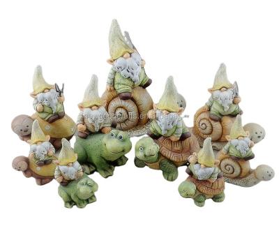 China Traditional Wholesale Gnomes Mini Garden Gnome Manufacturers for sale