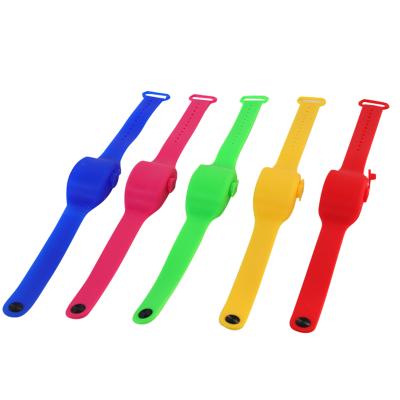 China Hot Selling Custom Made Eco Friendly Portable Sterilize Sports Travel Wristband Hand Dispenser Silicon Rechargeable Wristband for sale