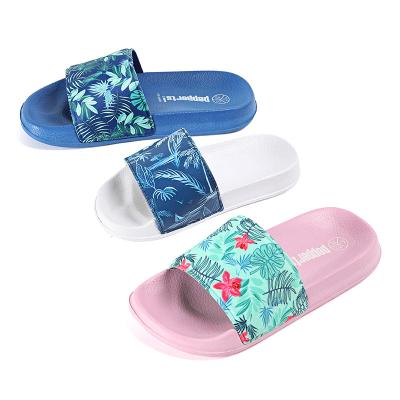 China Custom Logo Slides Slippers EVA Designer Boy Girl Slides New Style Lightweight Summer Fashion Custom Kids Slippers for sale