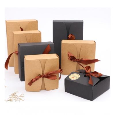 China Recyclable Brown Gift Box Kraft Paper Boxes Gifts Opening Cube Cupcake Boxes With Ribbon Bow for sale