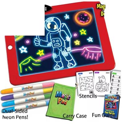 China DIY Drawing New Style DIY Doodle Kids 3D Drawing Educational Toys Lighting Notepad For Children for sale