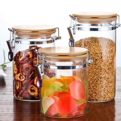 China Kitchen Viable Wholesale Round Wood Lid RAYBIN Stackable Glass Spice Jars With Bamboo Lid Spice Jar Set for sale