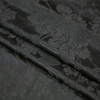 China Heavy Pill Anti Static Anti Jacquard Black Floral Natural Silk Fabric Silk Fabric for sale