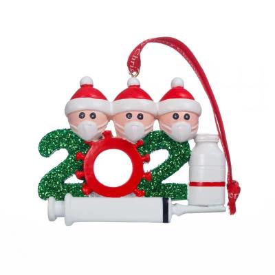 China Resin 2021 Resin Personalized DIY Christmas Ornament Decor Pendant Mini Family Christmas Tree Hanging Pendant for sale