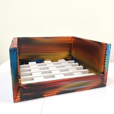 China Recyclables Made In China Custom Color Print Design Box Packaging Glossy Lamination Shoes Show Rack for sale