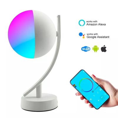 China Gloamrket Smart LED Glühbirne Tuya Wifi 12W RGBW dimmbare Tischlampe zu verkaufen