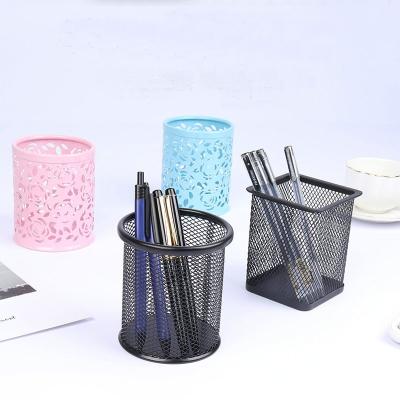 China Simple modern wholesale office supplies black simple storage thicken metal pen holder desk for sale