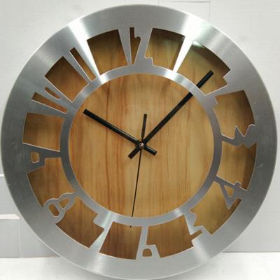 China 12inch Radio Frame And Paper Dial Aluminum Battery Operate Quartz Movement Metal Wall Clock for sale