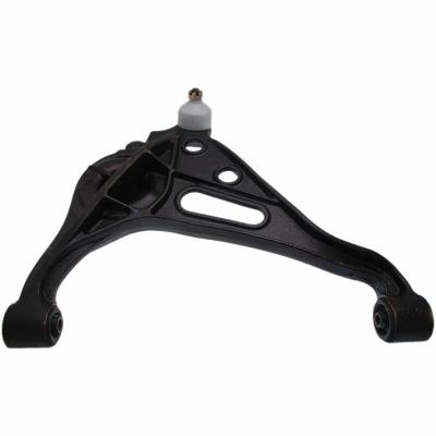 China 45201-65D00 Right Front Track Control Arm Suspension Arm Lower RH 2 Years Warranty for sale