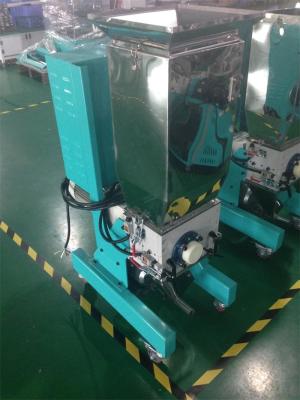 China tolva de alimentación machacante plástica de las capas dobles de la máquina de la ingeniería de 3HP Regin en venta