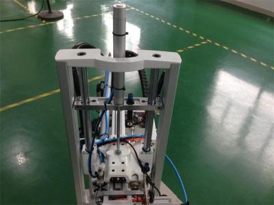 Chine Contrôleur robotique de paume de bras de moteur servo de rotation de la pince 180° pour l'IMM vertical à vendre