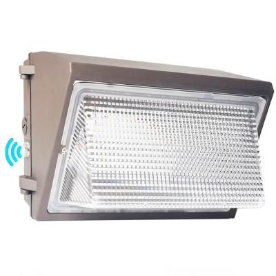 China Factory 60W Outdoor Polycarbonate Led Wall Pack Light Aluminum Housing And PC Cover Led Waterproof Wall Light Fixtures for sale