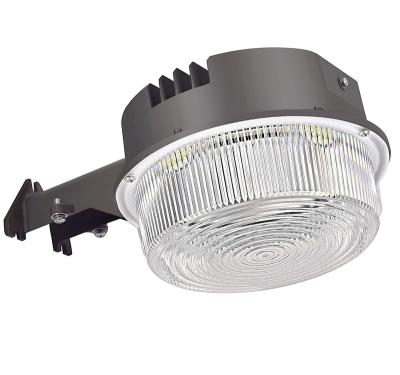 China Polycarbonate Security Light 100Watt 5000K LED Residential Bronze Integrated Heavy Duty Barn Light Weather Area Light Fixture for sale