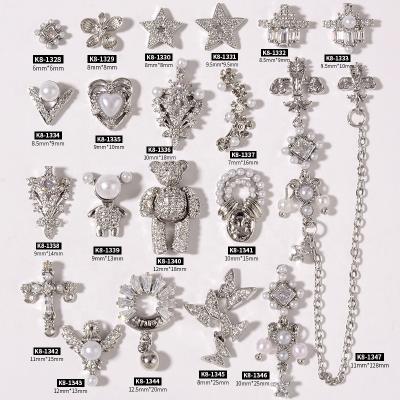 China 3d Nail Art DIY Decoration Bear Style Pearl New Silver Diamond Zircon Chain Pendant 3D Nail Art Decoration For Nail Supplies for sale