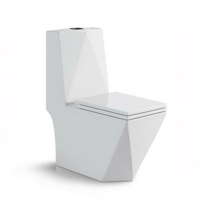 China HB-1351 Double-flush Large Size Diamond Design Toilet With Quick Seat Cover for sale