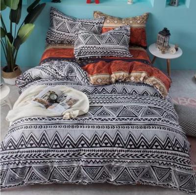 China Nondisposable Wholesale Patchwork Duvet Cover Sets, Luxury 3pc Scatter Printed Comforter Queen Size, 100% Polyester Microfiber Comforter Bedding. for sale