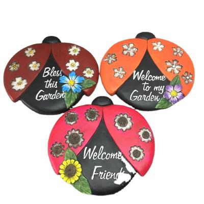 China Africa Maker Cement Home Garden Decoration Custom Handmade Round Sign Decor Crafts Animal Hanging for sale