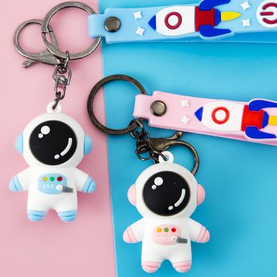 China Crystal Cute Cartoon Astronaut Creative Personality Bag PVC 3D Pendant Astronaut Key Chain For Women Men Car Accessories for sale