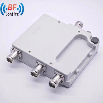 China 1710-2170MHz 2300-2690MHz VHF UHF Band RF Duplexer Diplexer with SMB Female Interface for sale