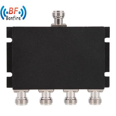 China 698-3800MHz Indoor 4 Way Wideband RF Micro Strip Splitter NF Veja a Tabela de Dados abaixo à venda