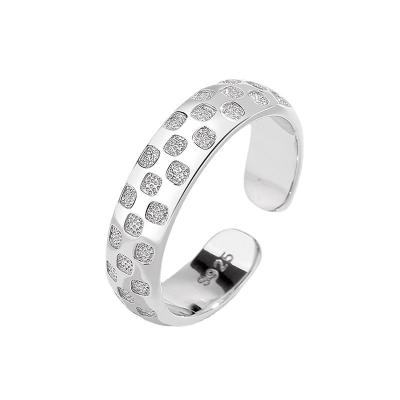 China Elegant Fashion Wholesale Adjustable Checker Ring 925 Sterling Silver Luxury Factory Checker Letter Ring for sale