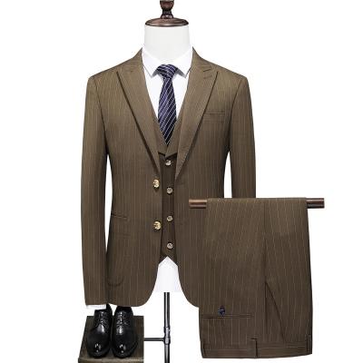 China High Quality Khaki Anti-wrinkle Mens Suits 3 Pieces For Business Premises Use for sale