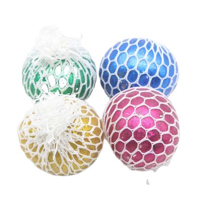 China Funny Anxiety Relife Toy Tpr Material Funny Stress Relief Mesh Grape Shape 6cm Squeeze Balls With Glitter powder for sale