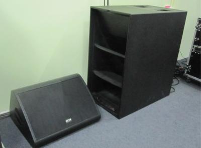 Cina DB all'aperto portatile professionale del sistema acustico 120 del singolo subwoofer a 18 pollici per lo spettacolo dal vivo in vendita