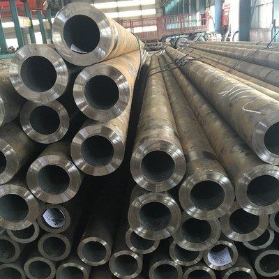 China Fluid Pipe ASTM 2.11-300mm Seamless Welded Pipe Galvanized Welded Pipe High Quality for sale