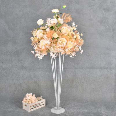 China Cute/Decorative Wrought Iron Flower Arranging Wedding Table Decoration Gold Wrought Candelabra Wedding Centerpieces for sale