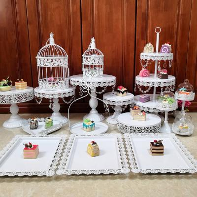 China Cute/Decorative Dessert Table Decoration Wrought Iron Cake Dessert Gold Tier Wedding Flower Cake Stand for sale