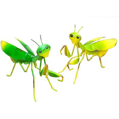 China Cute/Decorative Yard Art Decor 2 Lawn Patio Tree Metal Mantis Garden Set Ornaments Sculpture for sale