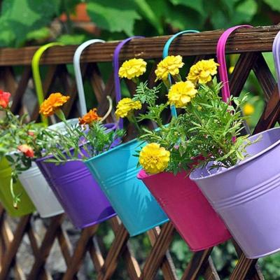 China Europe Indoor And Outdoor Multicolor Iron Planter Balustrade Garden Balcony Tall Hanging Flower Planters for sale