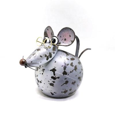 China Amazon wholesale modern fashion cute/decorative hot selling outdoor mouse yard watering cans for sale