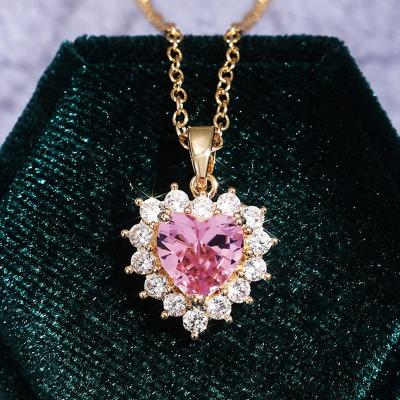 China Luxury Rose Zircon Stone Wedding Necklace Crystal Heart Pendant Necklace Classic Gold Color Female Romantic Cute Chain Necklace For Women for sale