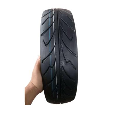 China High Speed ​​Vacuum Rubber Tire Tire Natrual Motorcycle Tire 120/70-12 130/70-12 130/90-10 120/90-10 for sale