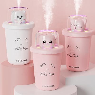 China Small Cute Mini Portable Multifunctional Colorful Spray Water Filling Meter Home Car Humidifier for sale